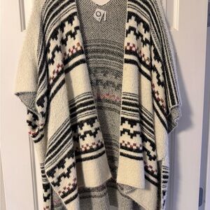 Cozy Patterned Women's Sweater